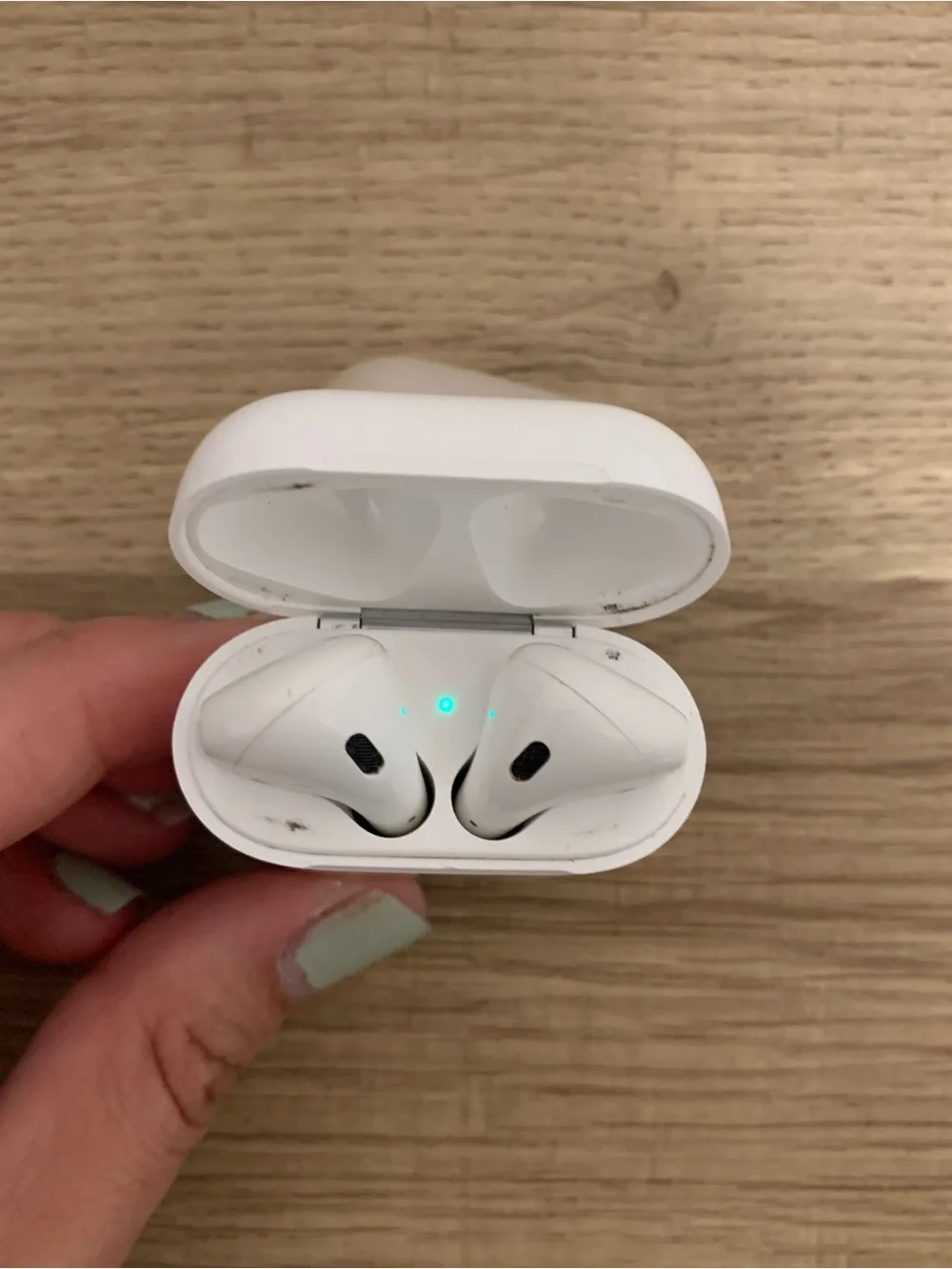 AirPods 2nd Generation with Charging Case